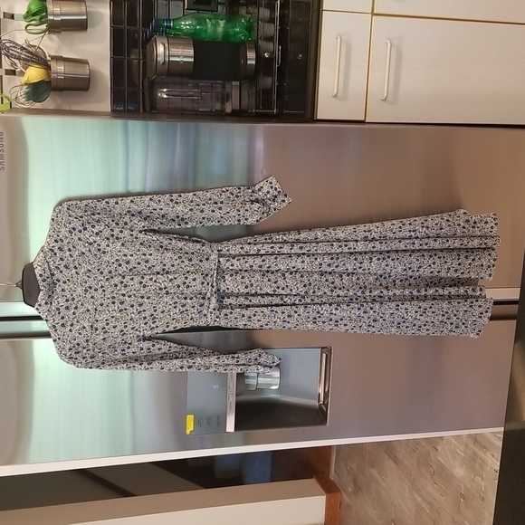 💕FAME AND PARTNERS💕 The Winslet Dress ~ Blue Floral Print US 2 Wrap Dress - Picture 8 of 14